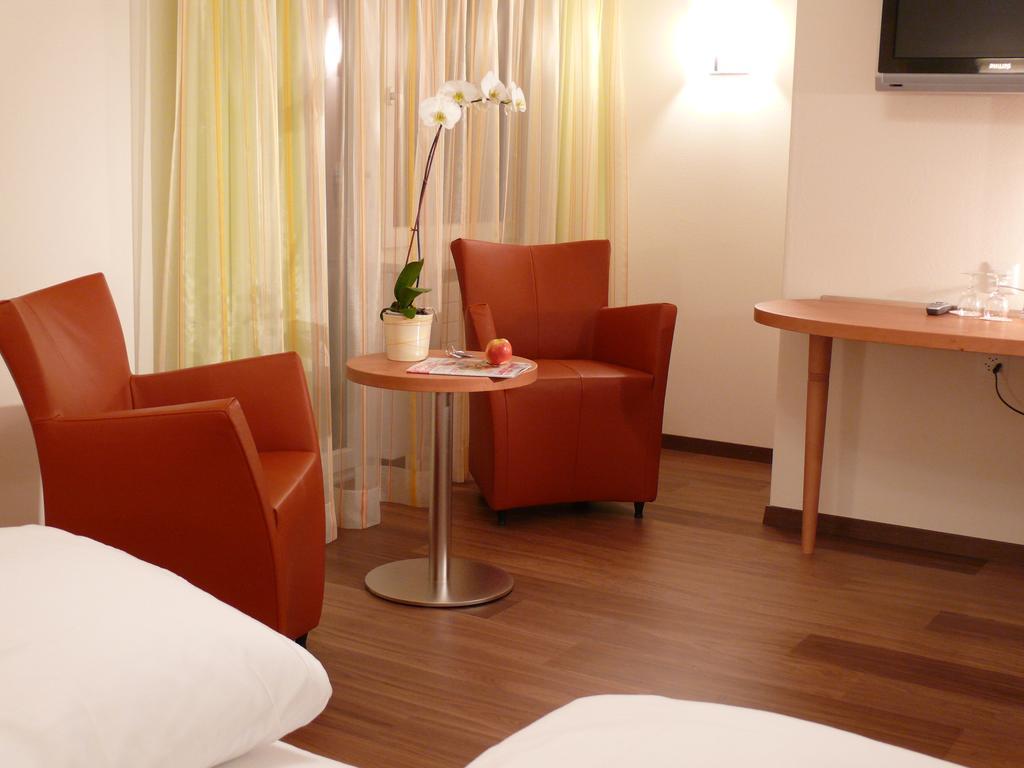 Hotel Restaurant Eichberg Seengen ภายนอก รูปภาพ